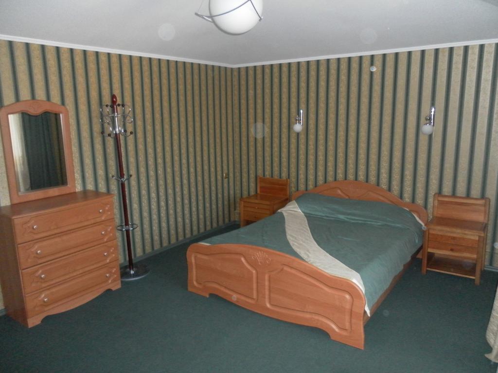 Guest House Svoyaky Gomel Chambre photo